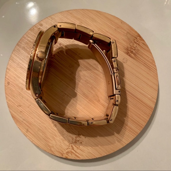 Fossil Rose Gold Watch - Picture 4 of 4